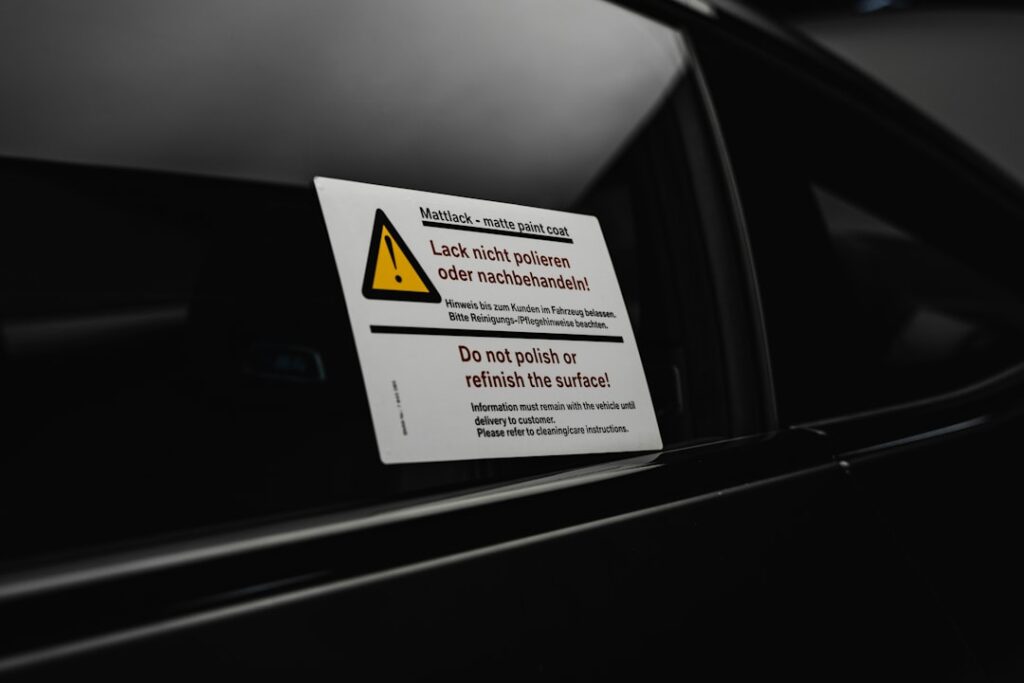 Como Identificar e Resolver os 5 Sinais Mais Comuns no Carro